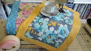 15 Minute Placemat Tutorial  Miter Corners [upl. by Kalbli]