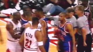 Chicago Bulls  New York Knicks  1993 Playoffs  ECF Game 3 Signs of Life [upl. by Uaerraj]