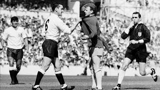 Why Dave Mackay hated the picture of him confronting Billy Bremner [upl. by Gagne]