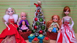 Christmas 2021  Elsa amp Anna toddlers  Santa  gifts  cookies [upl. by Karlee]