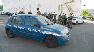 Nantes  une formation pour devenir gendarme réserviste [upl. by Ydnih]