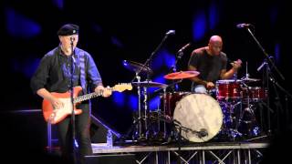 Richard Thompson Electric Trio Guitar Heroes Teatro Nuovo Treviglio 03 10 2015 [upl. by Sivolc]