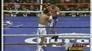 Ricardo Lopez vs Rosendo Alvarez 1 Part1 [upl. by Enilarac]