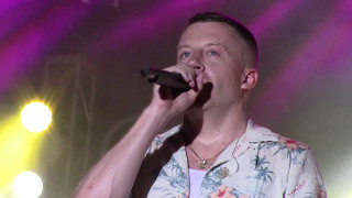 Macklemore  White Walls LIVE  SunFest [upl. by Leupold]