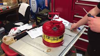 UNBOXING JUSTRITE Accuflow Type 2  2 Gallon Steel Gas Can [upl. by Niknar557]