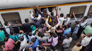 Rush hour at train station in India [upl. by Nikita]