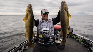 Snap Jigging BIG Green Bay Walleyes  Garmin Livescope [upl. by Gage]