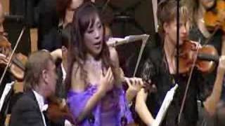 Sumi Jo  Bellini  La Sonnambula  Amina  Ah Non Giunge [upl. by Okihsoy958]