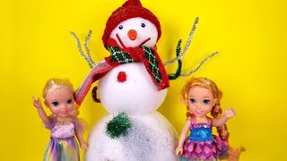 2020 New Years party  Elsa amp Anna toddlers  Barbie  dance  singing  snowman  games [upl. by Blanca]