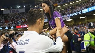 Cristiano Ronaldo celebrates on pitch with his girlfriend Georgina Rodriguez [upl. by Denice]