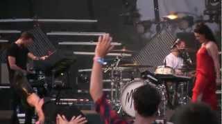 M83 quotMidnight Cityquot AMAZING LIVE VERSION 1080p HD Live at Lollapalooza 832012 [upl. by Malloy175]